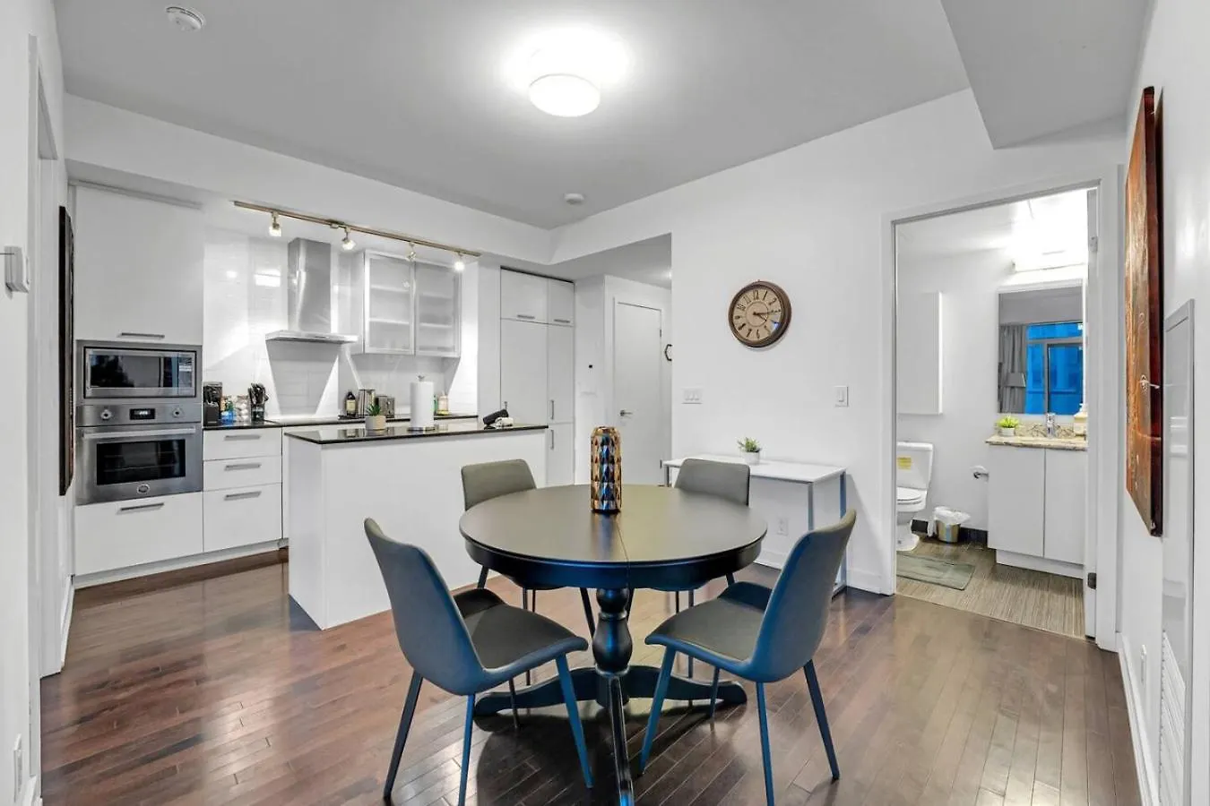 טורונטו Sleek 2Bd Condo Near Scotiabank Union Water Mtcc