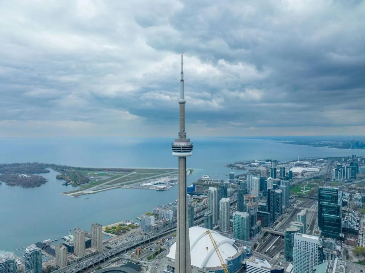 Sleek 2Bd Condo Near Scotiabank Union Water Mtcc Toronto Lägenhet